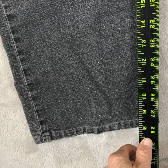 Levi's Women's 515 Jeans Size 16 Low Rise Bootcut Black Denim Medium Wash Y2K - Picture 3 of 16